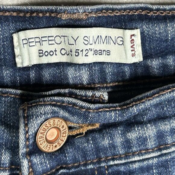 Levis 512 Perfectly Slimming Boot Cut Women’s Jeans Size 14 M - Picture 9 of 9